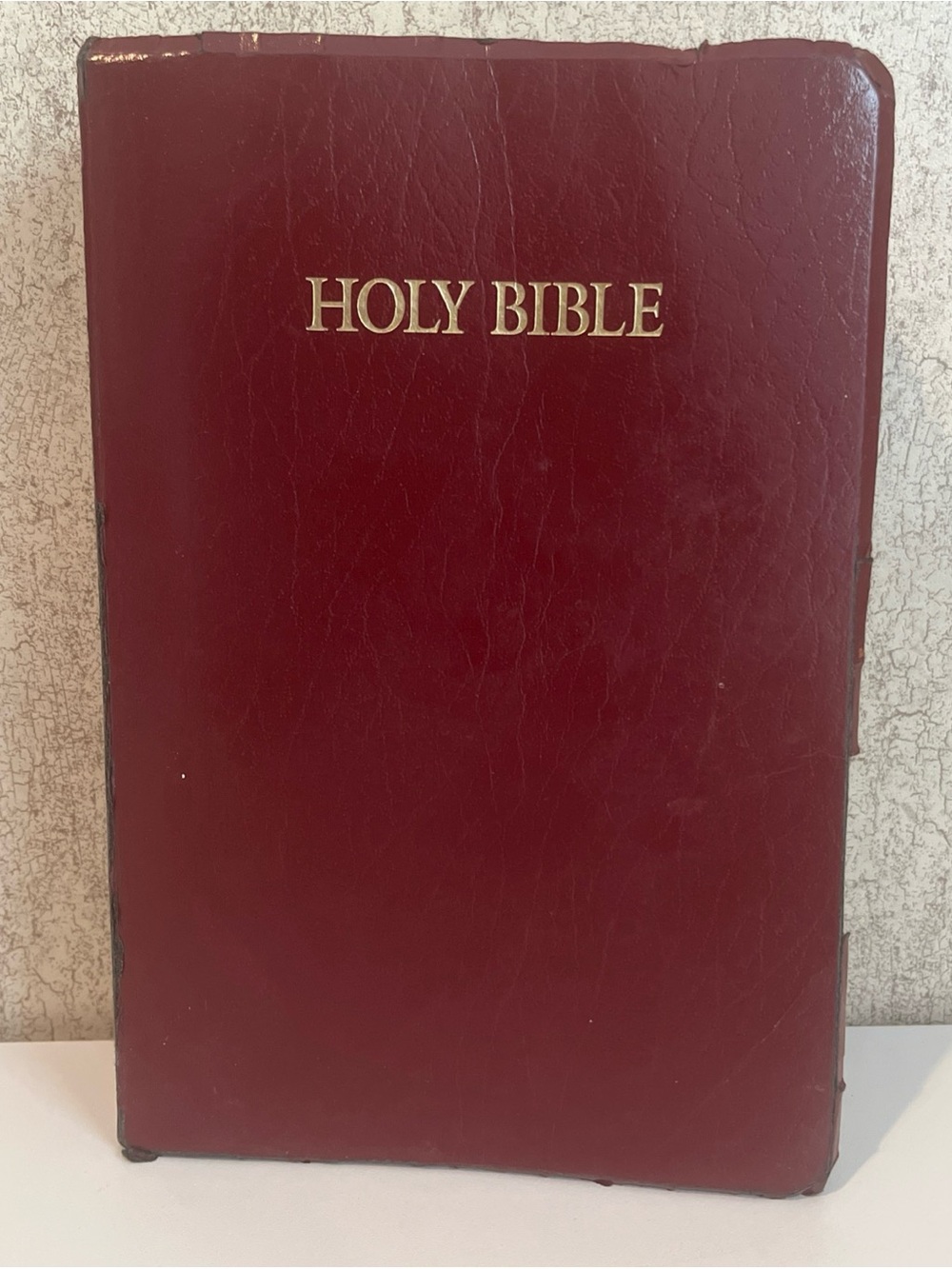 Holy Bible NKJV New King James Version Giant Print Burgundy Thomas Nelson 1982